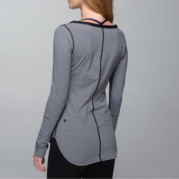 LULULEMON Awesoma Henley in Hyper Stripe Black Heathered Slate Sz. 4 - Picture 2 of 14